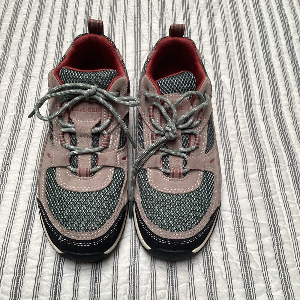 L.L. Bean womens sneakers, size 7 medium, NWOT